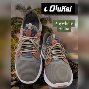 OluKai Lava Rock Sneaker Men Sz 12 Drop In Heel Wet Grip Sole Cushioned Footbed
